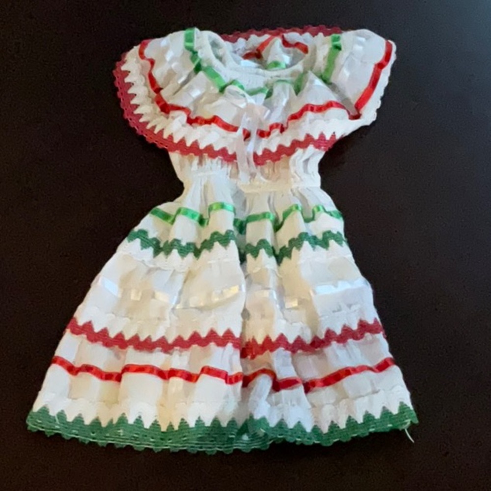 Cute Mexican dress girl size small